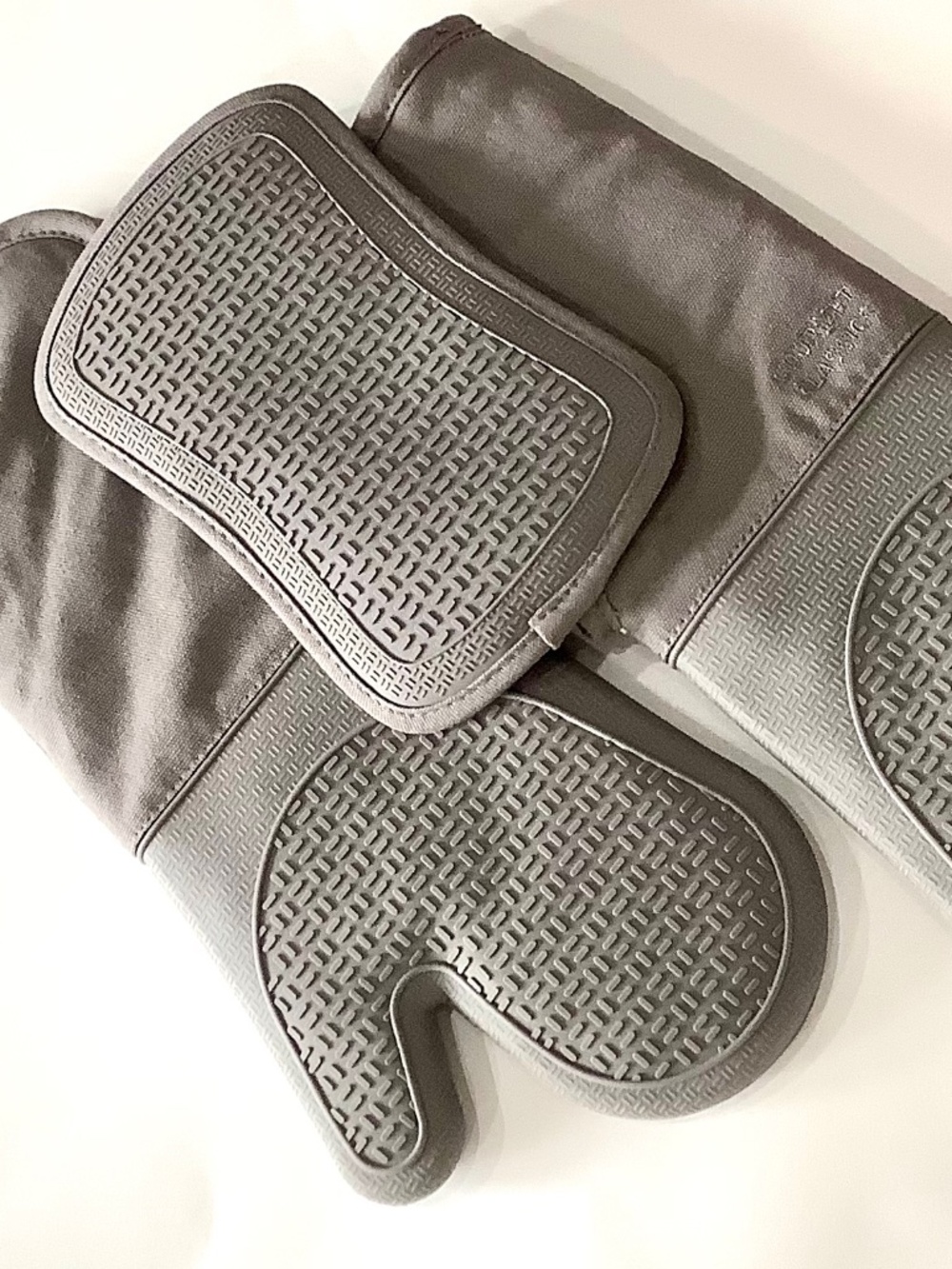 Gormet Classic 3 Piece Oven Mitt Set